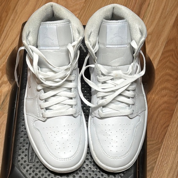 Jordan White Athletic High-Top Shoes - Picture 1 of 6